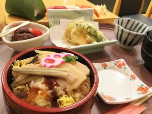 食うポン利用してランチ行きました!